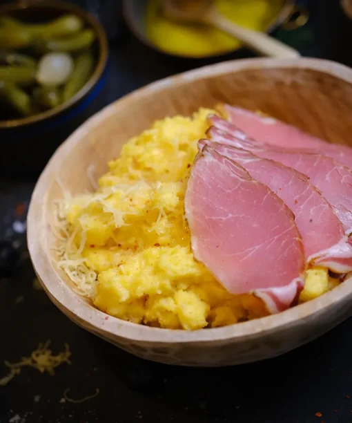 Svinjsko suho meso, proizvedeno u Eldsberga Chark.