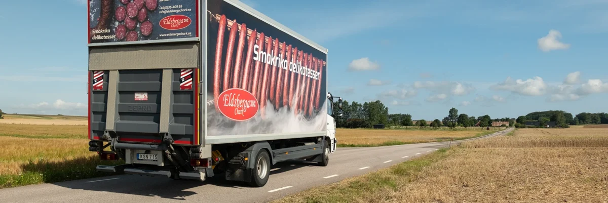 Eldsberga Chark lastbil på väg